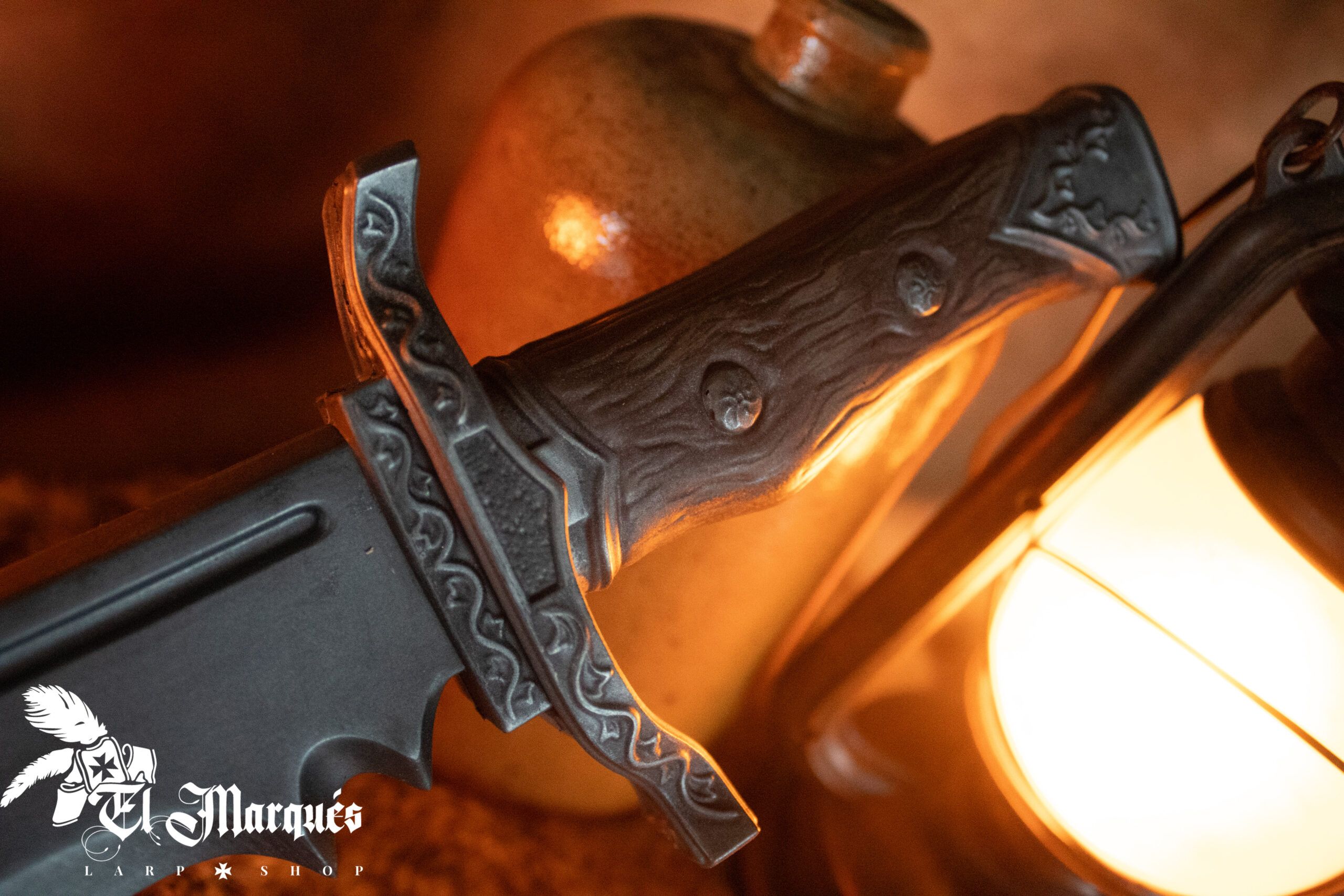 Cuchillo de caza Bowie recurvo - Madera